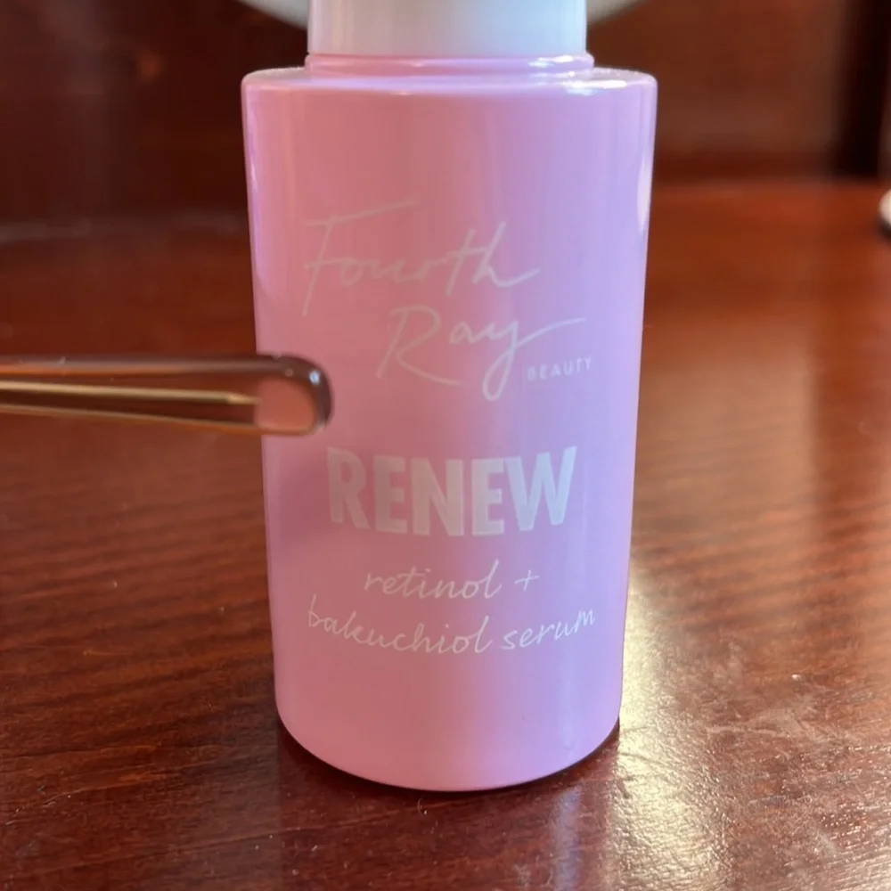 Colourpop Fourth Ray Renew Serum - Picture 2 of 2
